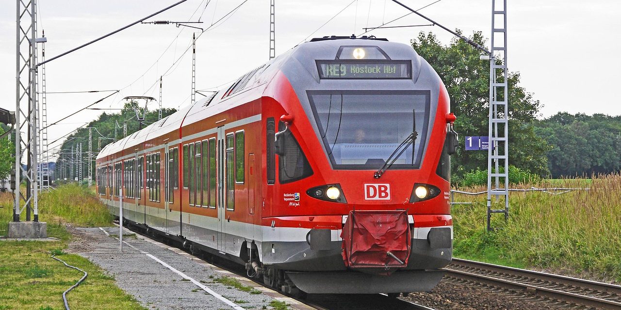 regional train g9ee5127af 1280 regional train g9ee5127af 1280