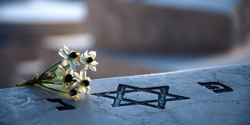 jewish cemetery 7652031 1280