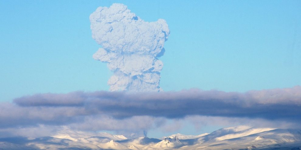 volcano 2761676 1280