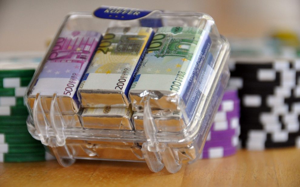 money case 593212 1280