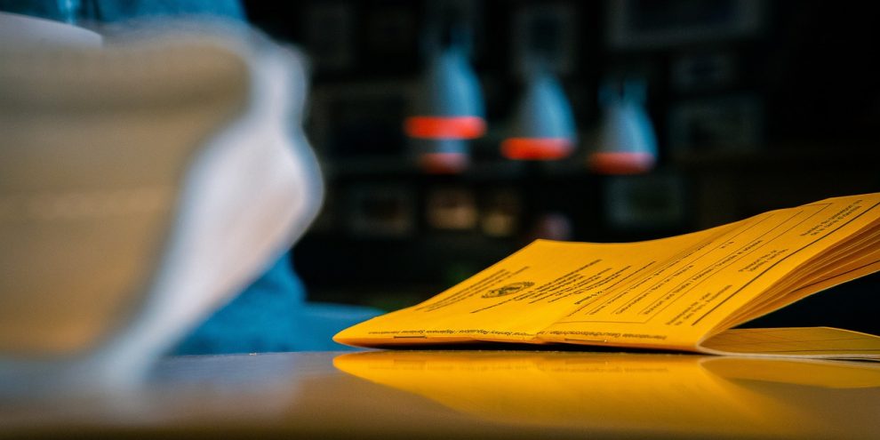 vaccination certificate 6790266 1280