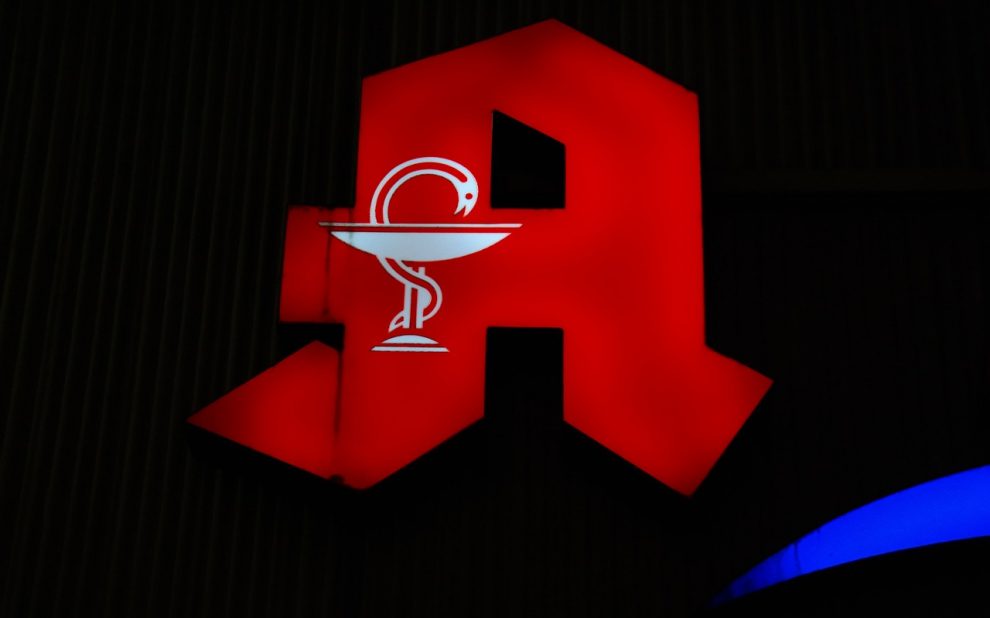 pharmacy 232193 1280